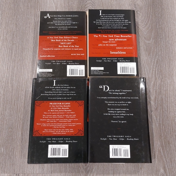 Twilight Book Series by Stephanie Meyer Set/4 - Picture 3 of 4